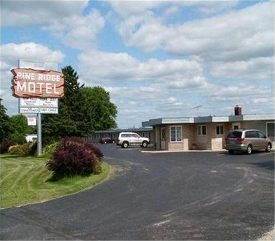 Pine Ridge Motel Dodgeville Exterior foto