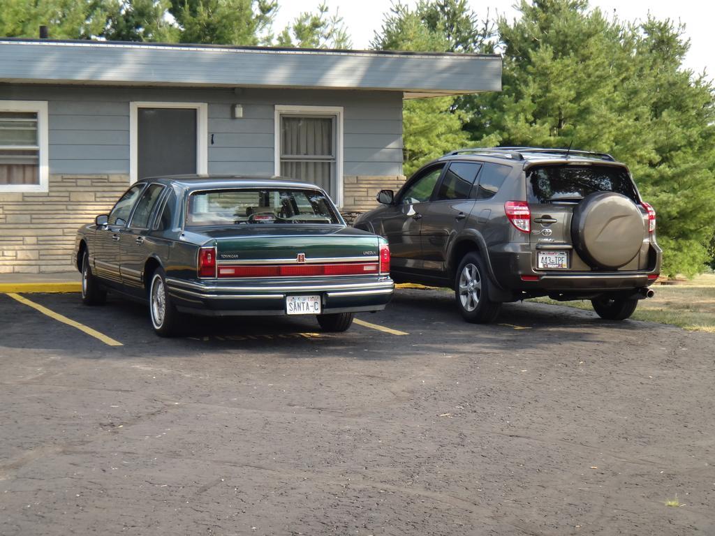 Pine Ridge Motel Dodgeville Exterior foto